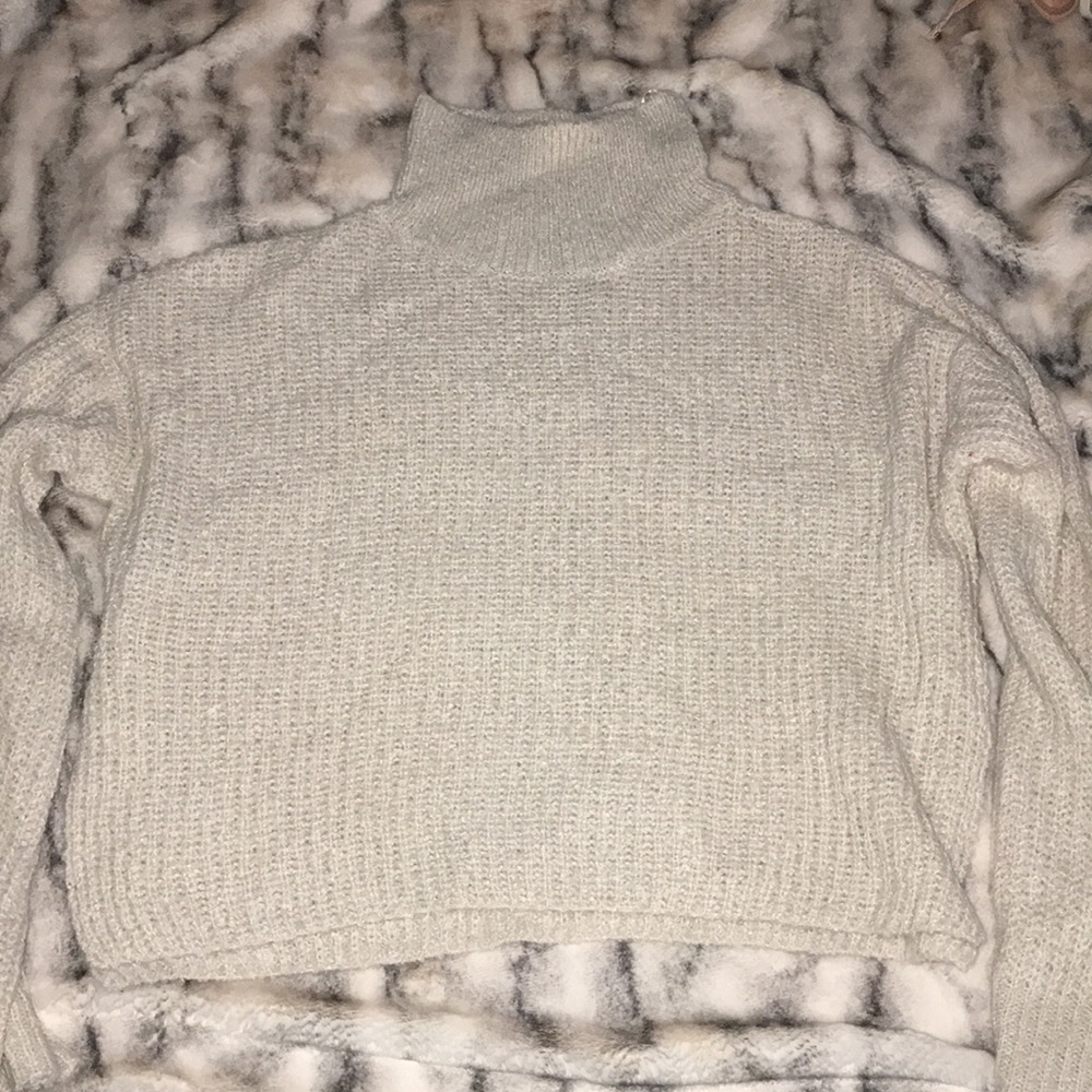 Cute, comfy turtle neck sweater